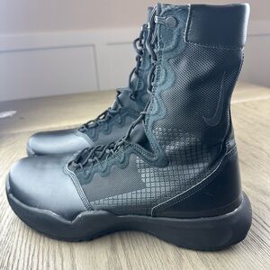 Nike SFB B1 Tactical Boots. New (no box). Size 6 us the only pair available